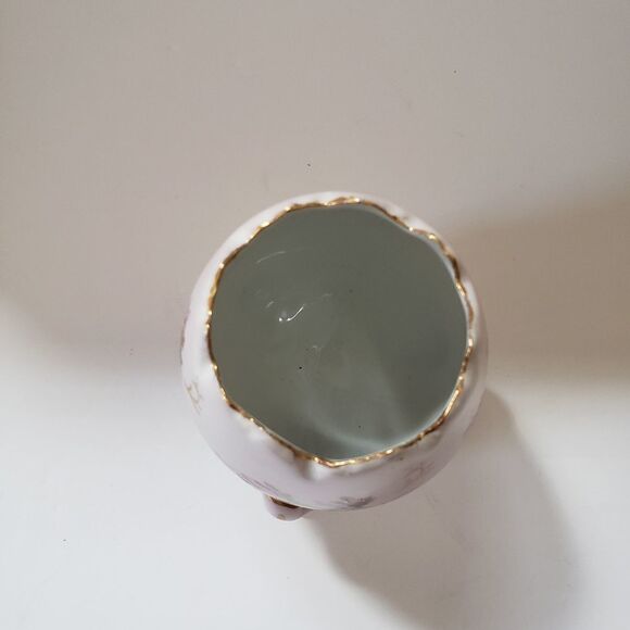 Footed Egg  - Picture 7 of 10